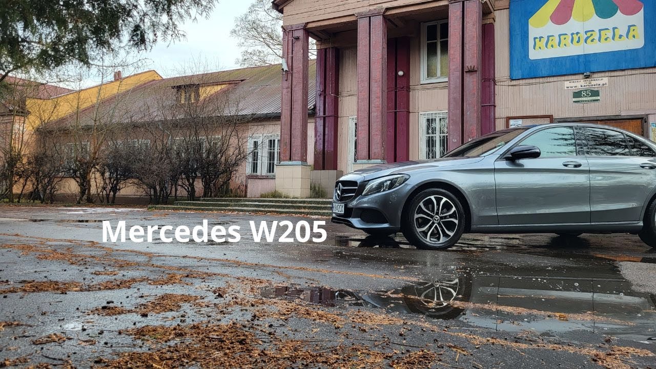 Mercedes C klasa W205 - Międzyklasowy kompromis
