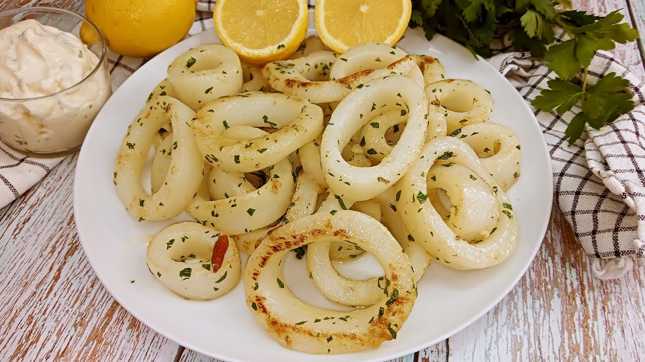 Anillas de Calamar al Ajillo // CALAMARES AL AJILLO. Receta muy fácil..!! En tan solo 10 minutos..💥💥