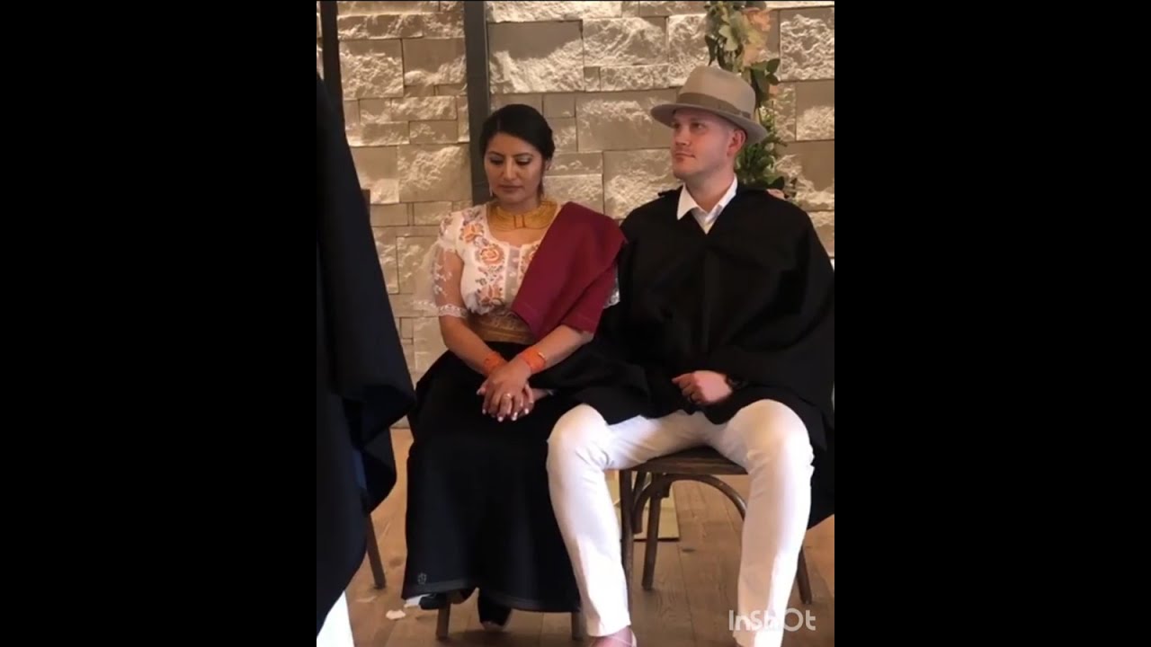 matrimonio de un estado unidos con otavaleña delen like