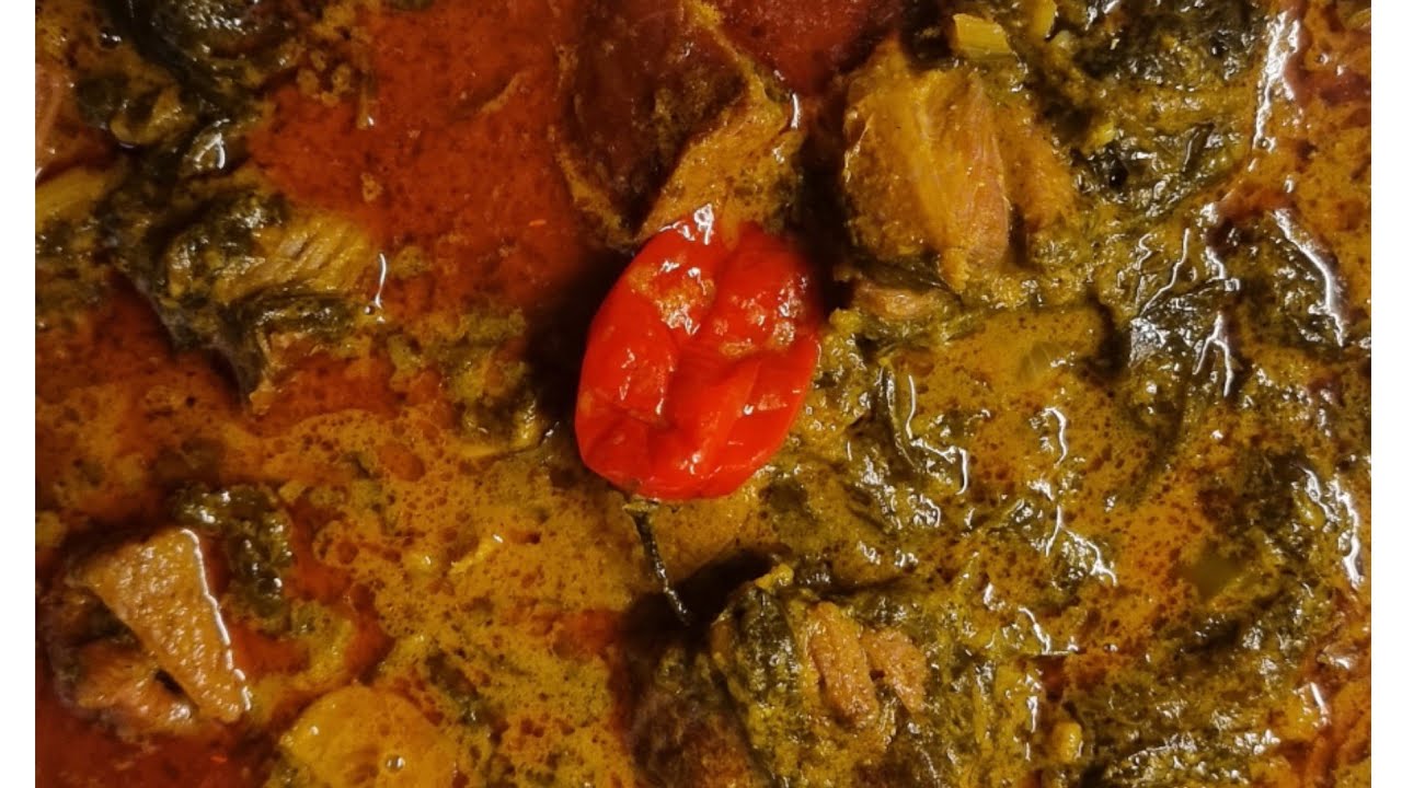 RECETTE / NGAI NGAI YAMU SAKA & NGULU FUME ( Roselle Leaves)