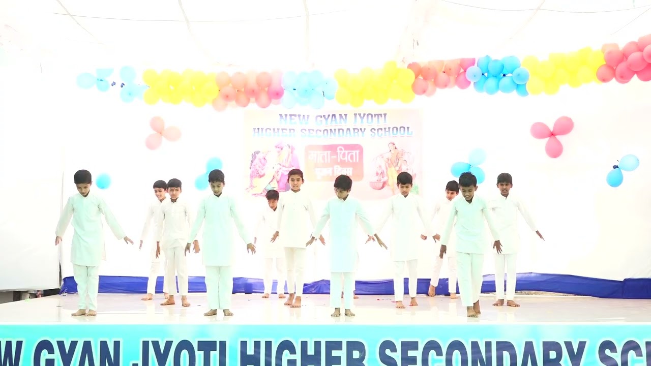 🌆 Saanjh Ka Ehsaas | “Aaja Saanjh Hui Mujhe Teri Fikar” Beautiful Stage Performance