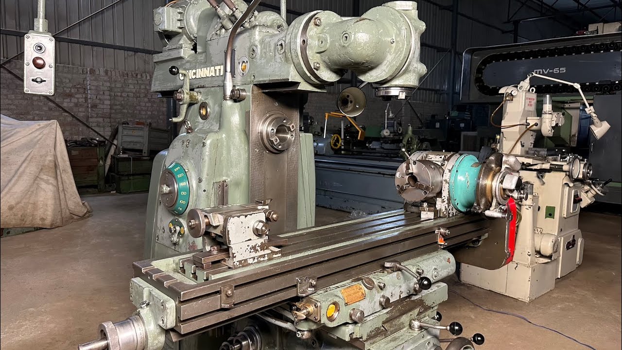 Double Spindle Milling Machine - Cincinnati USA - 1385 mm x 255 mm