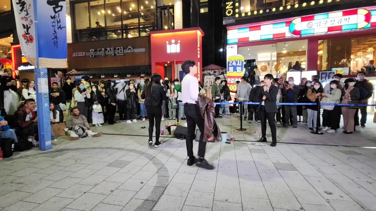 𝙇𝙞𝙫𝙚 20221016 Sun. HyoJin#김효진&YuKagawa#유카가와&ChanWook#이찬욱 Hongdae Busking 홍대 버스킹 SnowHorse#눈말