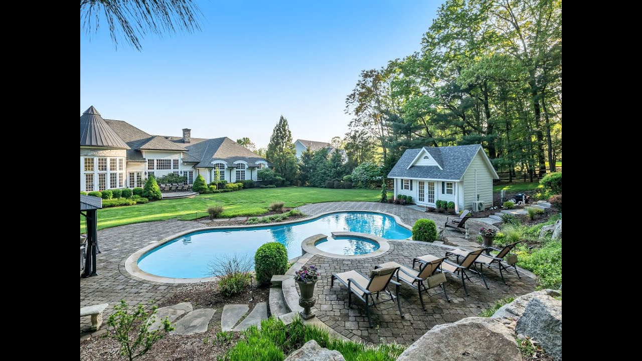 For Sale - 385 Longbow Drive, Franklin Lakes, NJ 07417