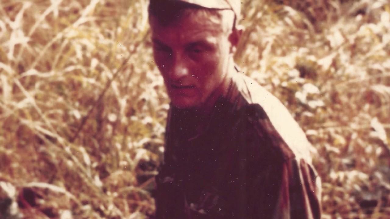 Un parà in Congo e Yemen 1965 1969. Un libro di R.Muller e I.E.Ferrario, Mursia