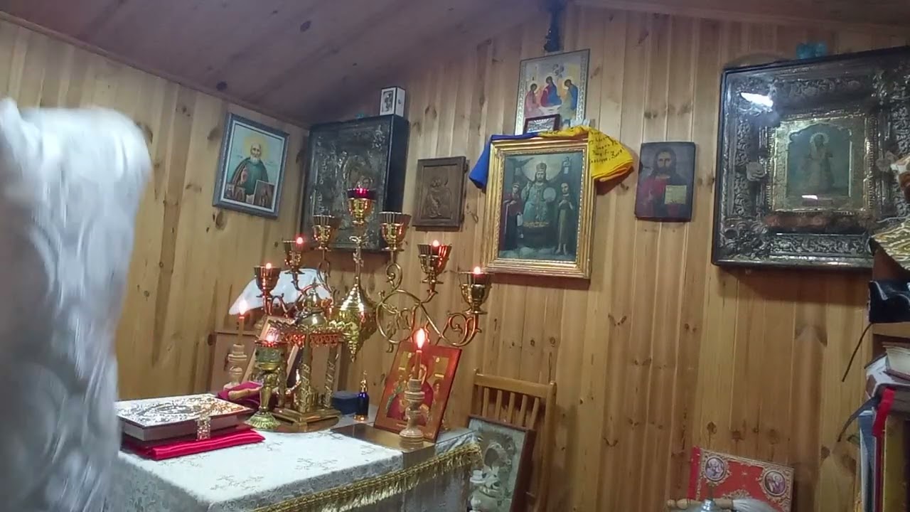 Божественна Літургія та Панахида за спочилими в Дмитрівську поминальну суботу 25.10.2025