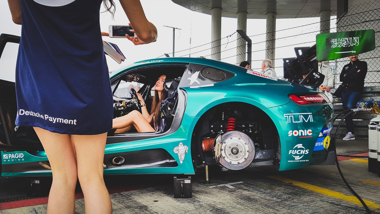 LIFE OF A RACE CAR DRIVER | Vlog 72