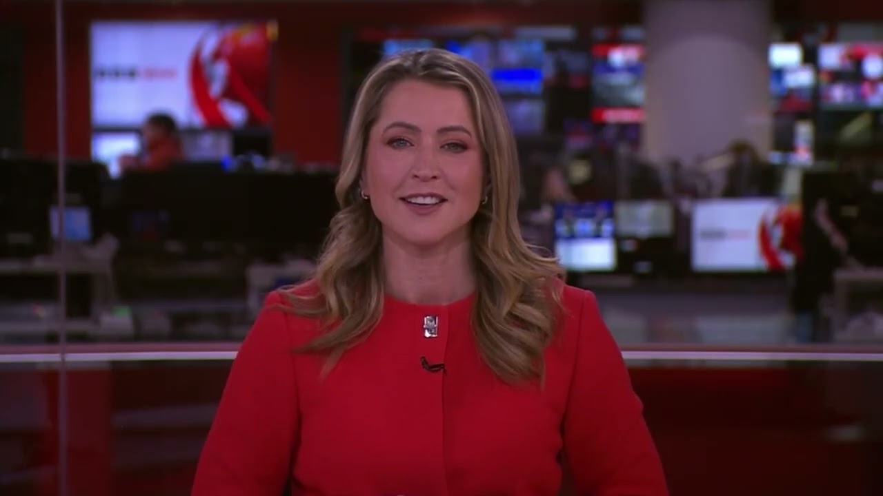 Вступительная заставка BBC News (британская версия) в 8:00 21.01.26. Имитация.