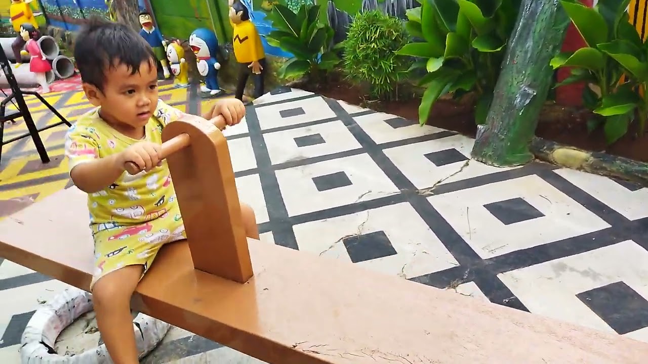 Senangnya Dhefin Rania Main Jungkit-Jungkitan 😉😅👥💙🖐️