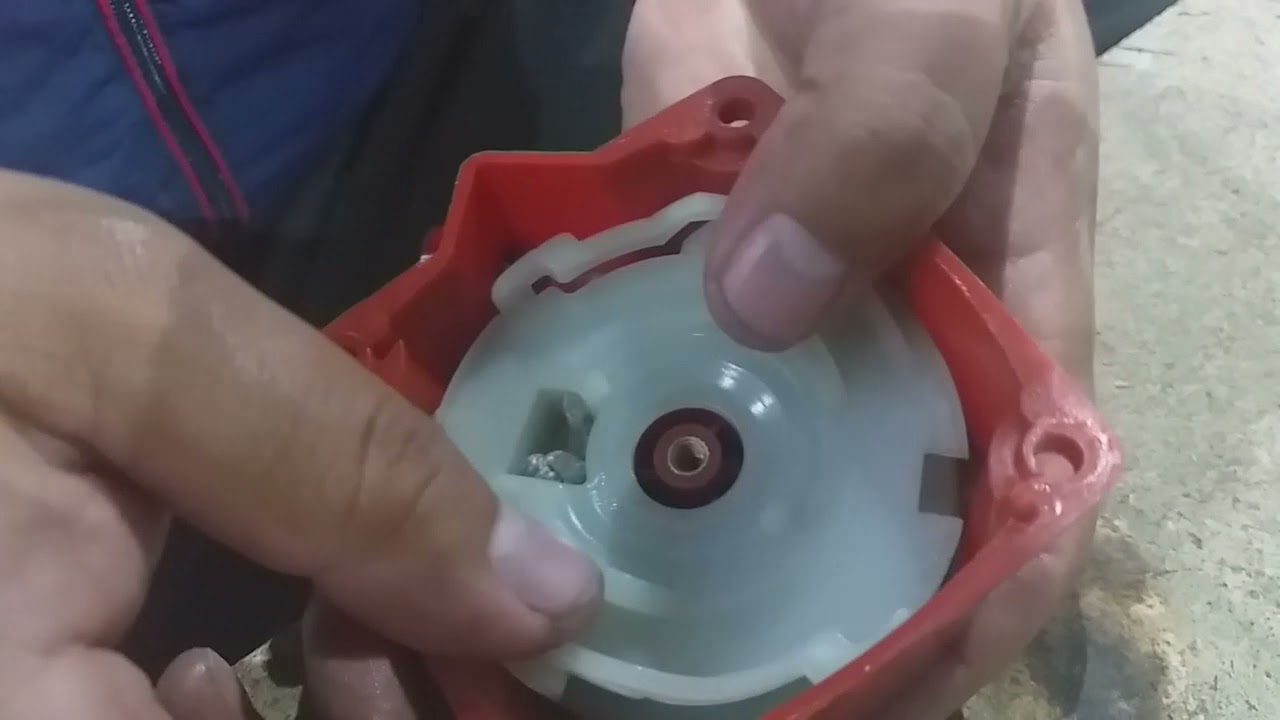 Reparación de correa de arranque en desbrozadora husky