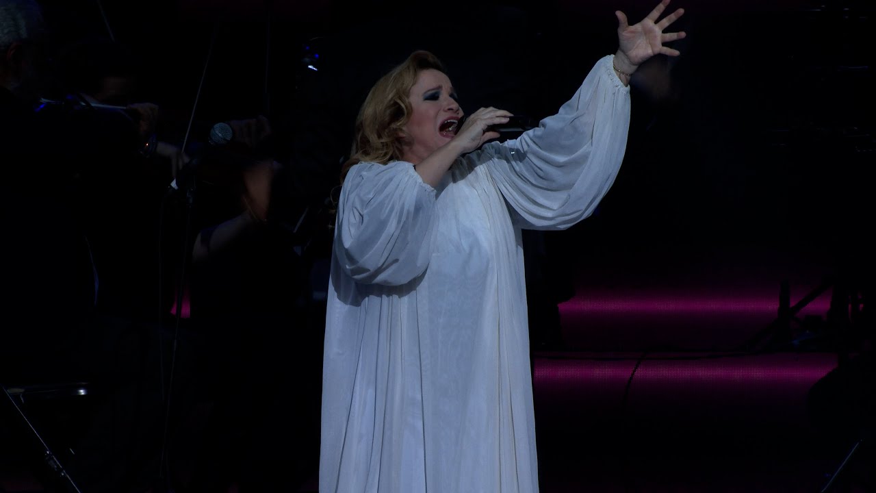 Pimpinela | Yo, dueña de la noche (en vivo)