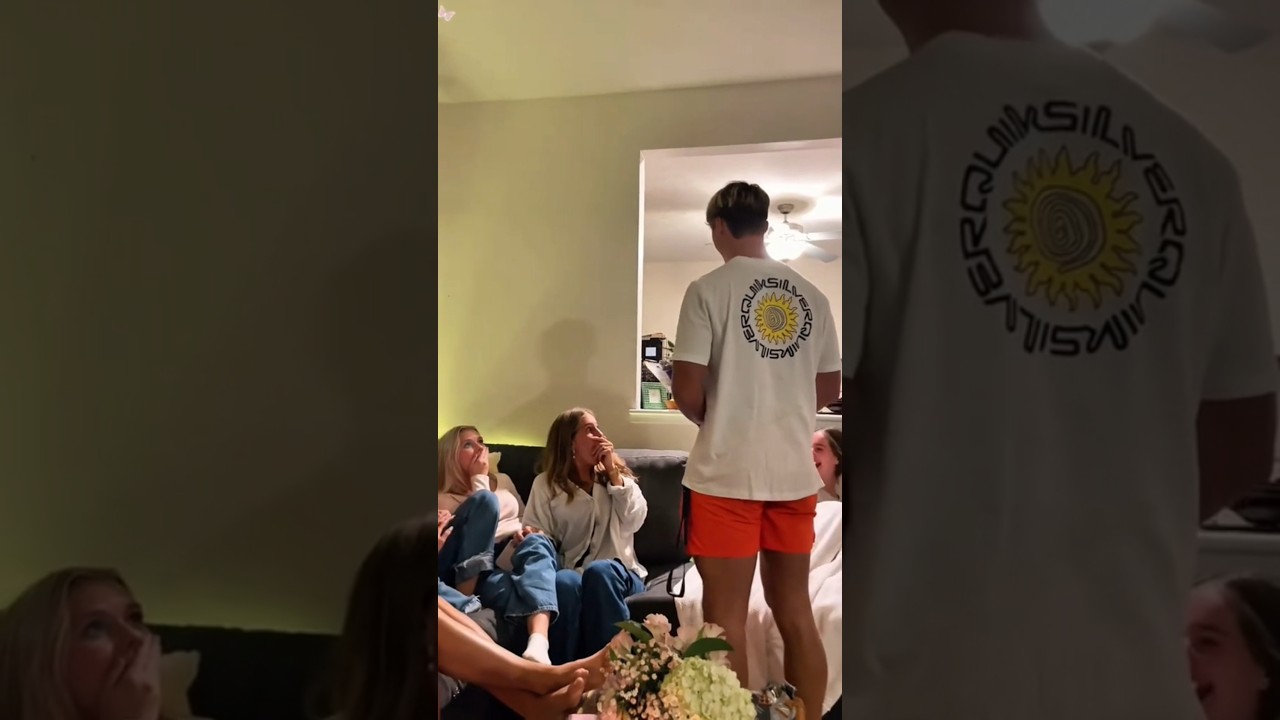 couples surprise we miss our love #surprise #surprisegift