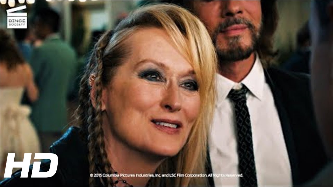 Ricki And The Flash: Meeting her son's boyfriend