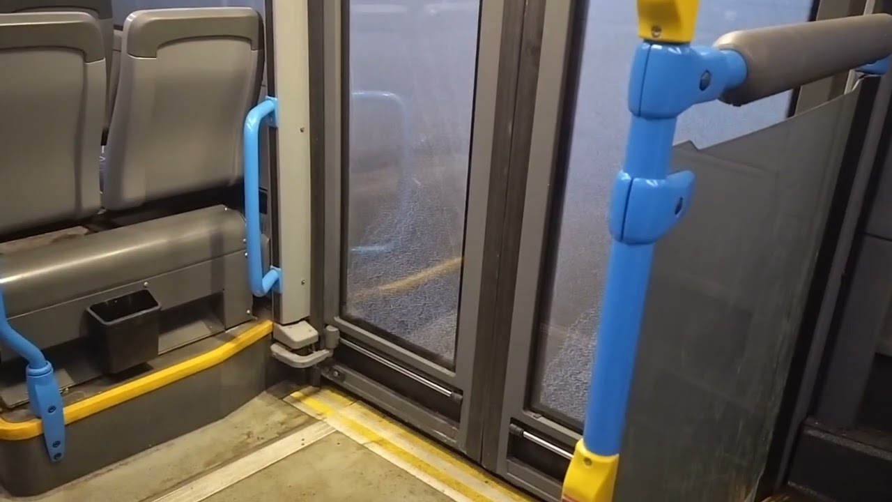 Mercedes-Benz Citaro C2 LE MÜ Nobina 1056 linjalla 544 