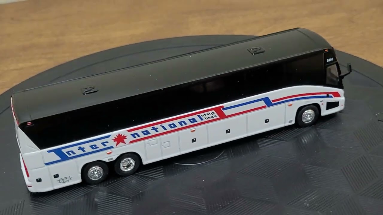 Ho Scale Iconic Replicas International Stage Lines MCI  J4500 Coach