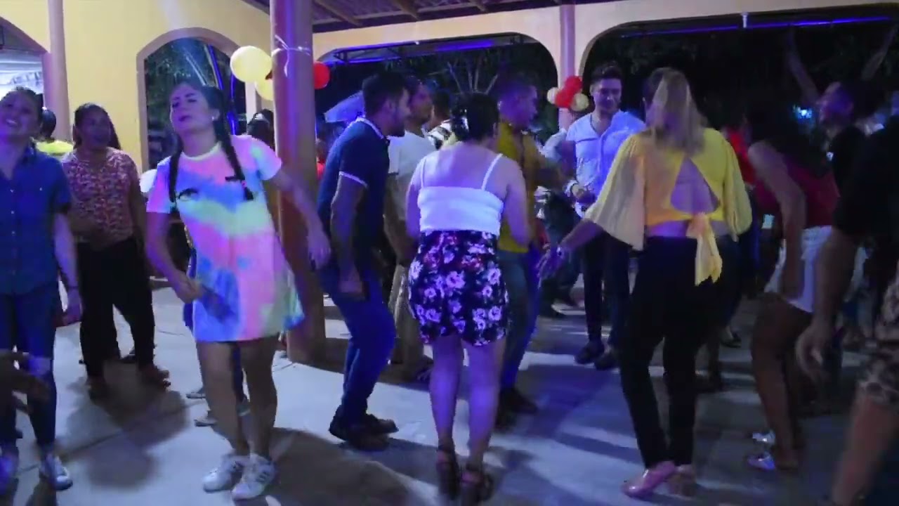 Los Del Sabor en Cruz Grande Sones de Jaripeo