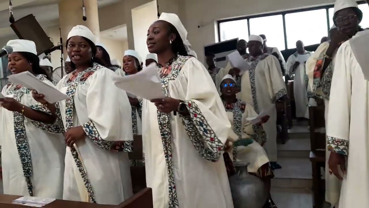 CHRIST IS RISEN, JESUS IS RISEN, VICTORY IS WON, DEATH IS NO MORE, ALLELUIA!