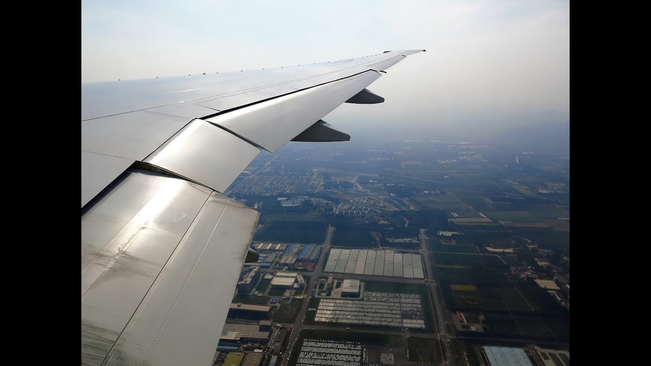 Boeing 777-300ER Turkish Airlines Landing in Beijing Capital