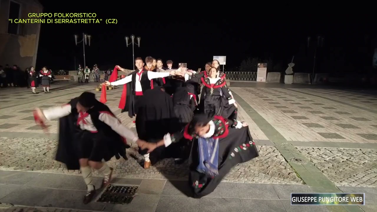 SOVERIA MANNELLI (CZ) - GRUPPO FOLK   