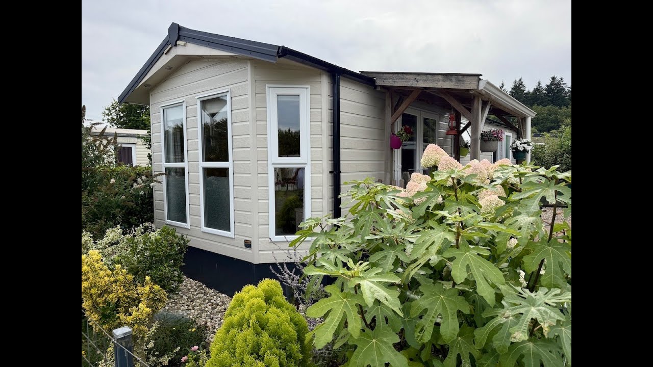 Stacaravan / Chalet te koop in Overijssel, Rheeze Camping 't Veld