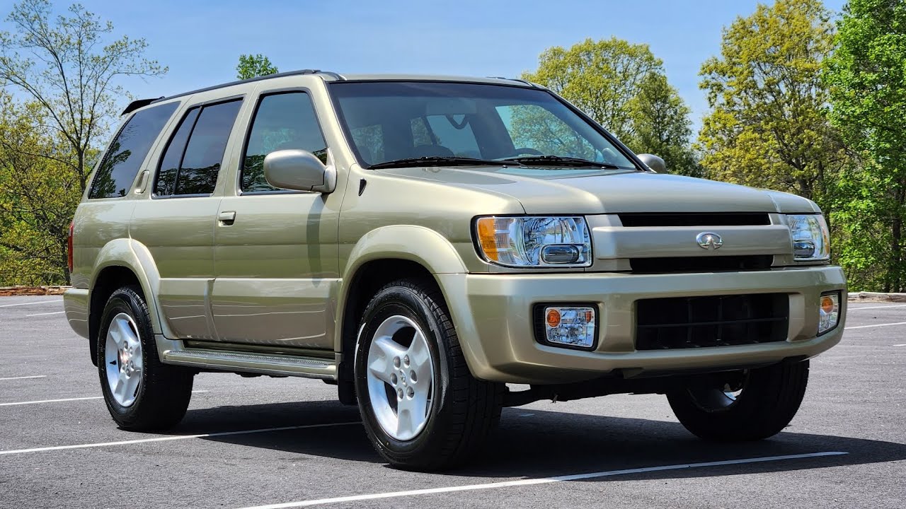 2002 Infiniti QX4 // A Vehicle Tour