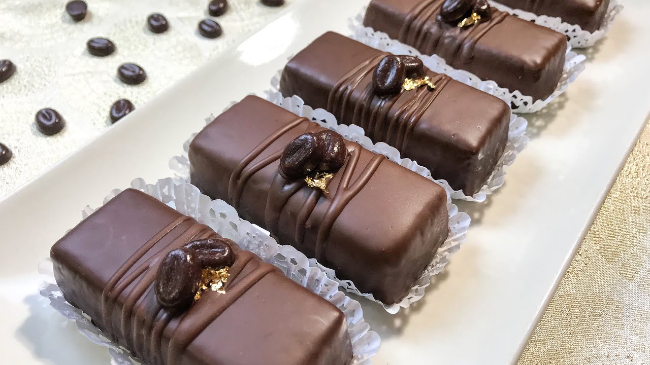 جديد حلويات العيد2021/ حلوة راقية محشية بالشوكولاتة .. حلوة لذيذة جدا جدا جدا 😍 بديكور عصري و راقي
