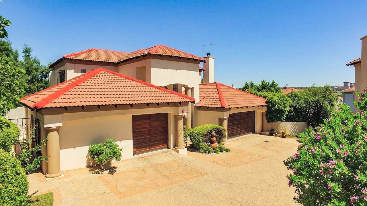 5 Bedroom House for sale in Gauteng | Johannesburg | Fourways Sunninghill And Lonehill  |