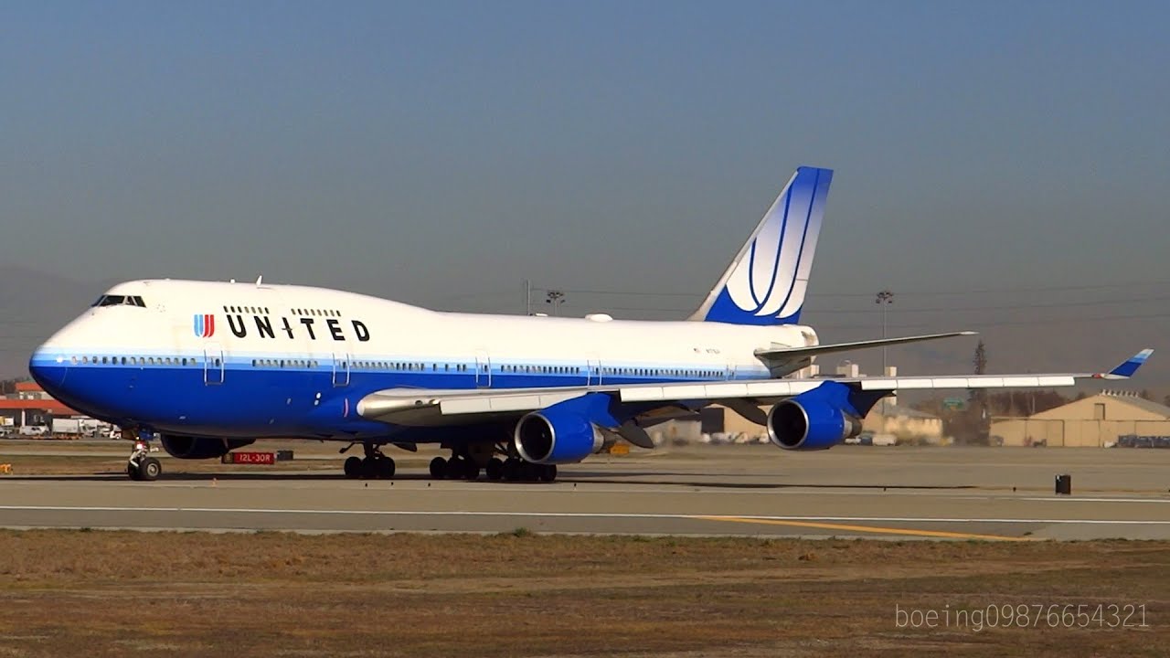 HD RARE United Airlines Boeing 747-422 Tulip CLOSE UP Takeoff from San Jose International Airport