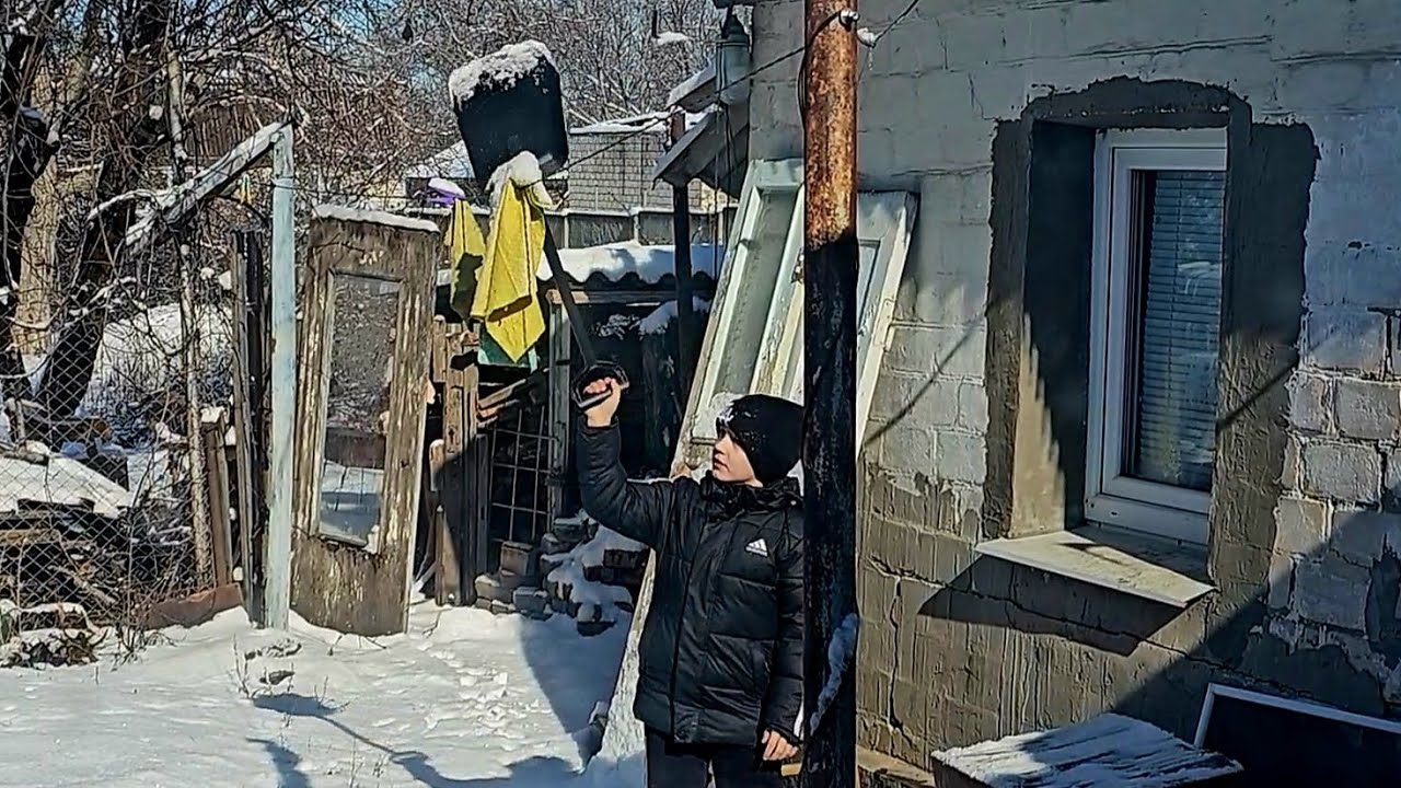 Попросила Мишу почистить снег🪏Опять без СВЕТА💡21-22.02.2026