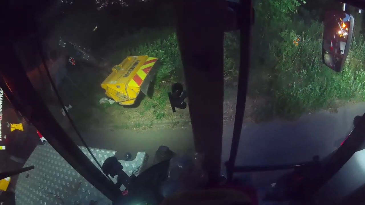 JCB Fastrac 4220 verge cutting Helmet cam