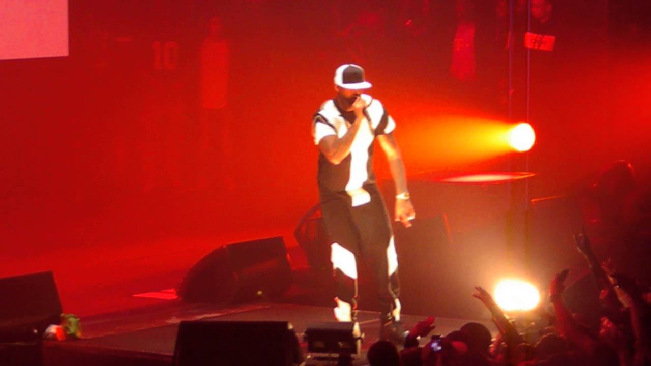 Booba feat Benash Valid&eacute;e Live