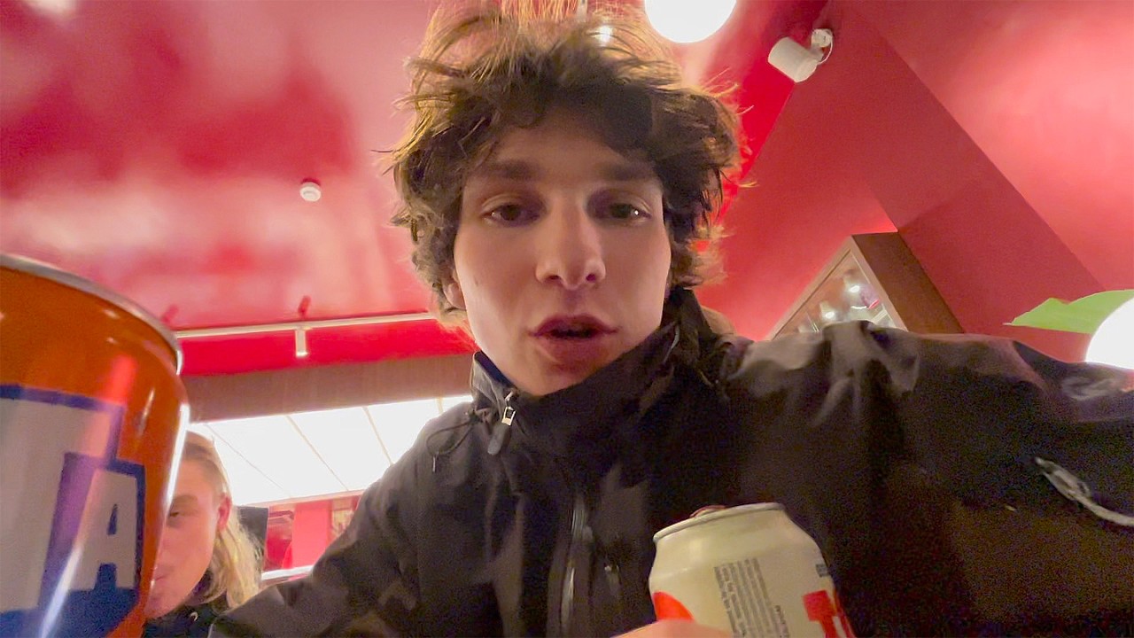 kijk deze video aub