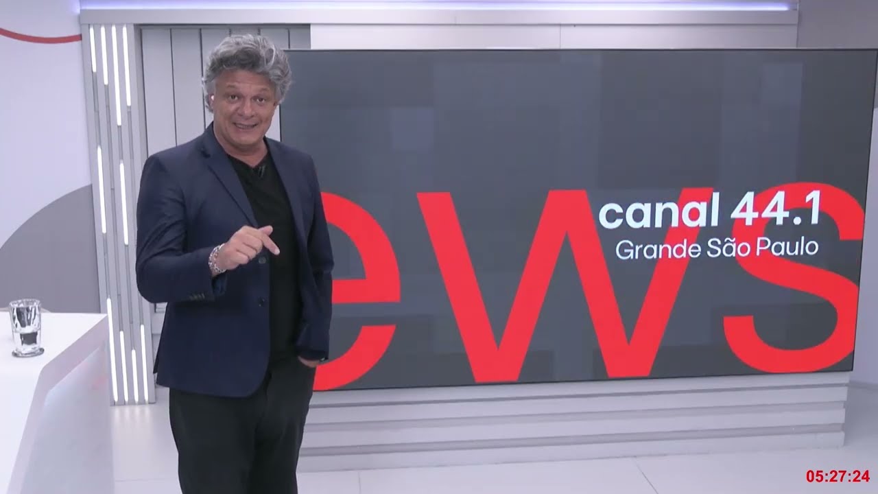 Capital gaúcha realiza ato em defesa das mulheres no oito de março