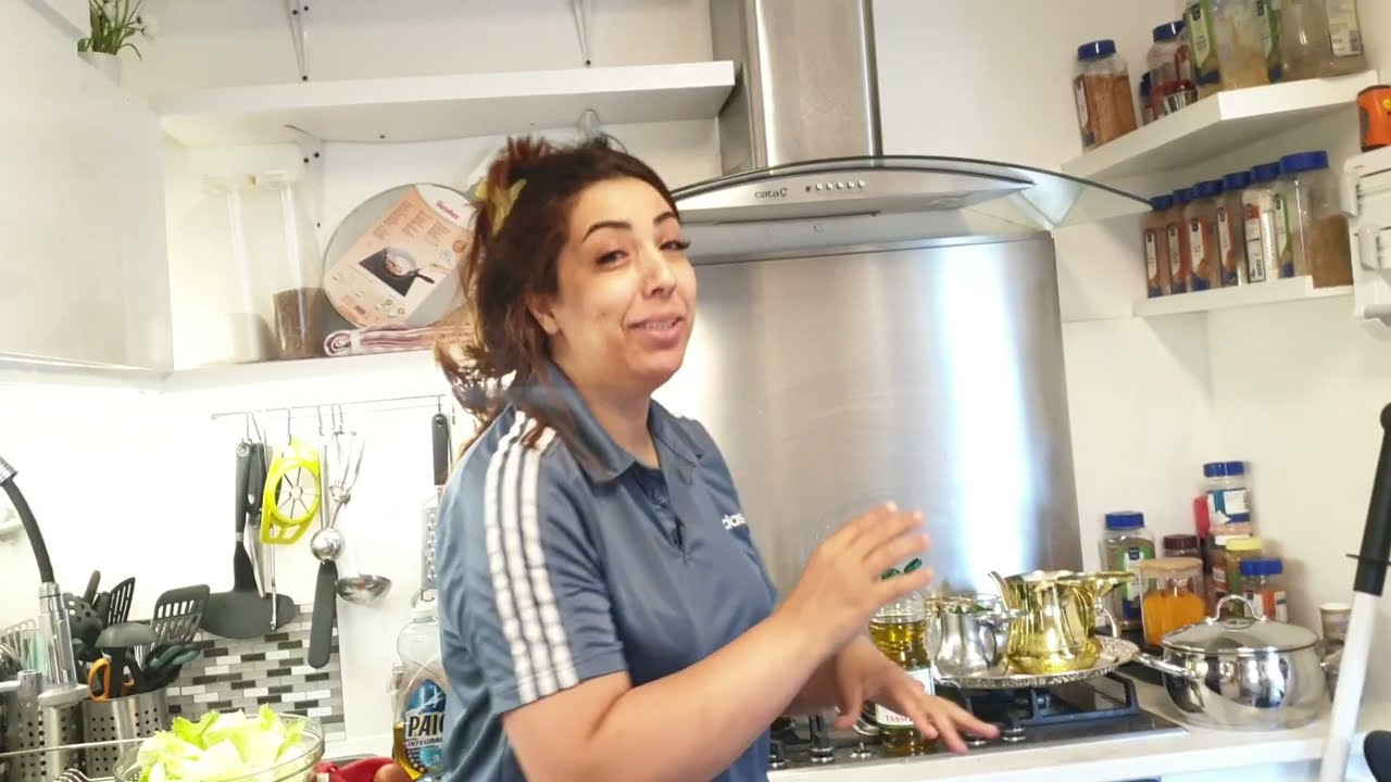 وربي نهار فيه 12ساعة واختي باغا ترجع فيه تلاتين قهرتني