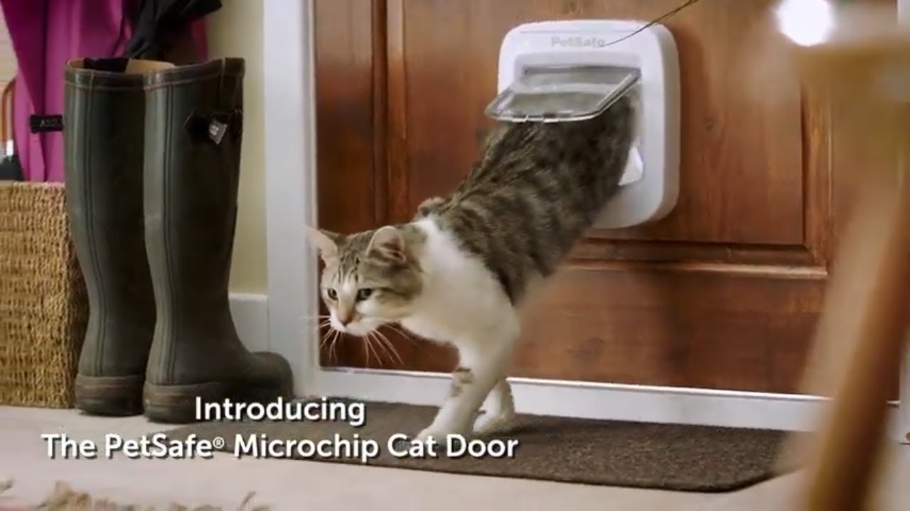 PetSafe&reg; Microchip Cat Door