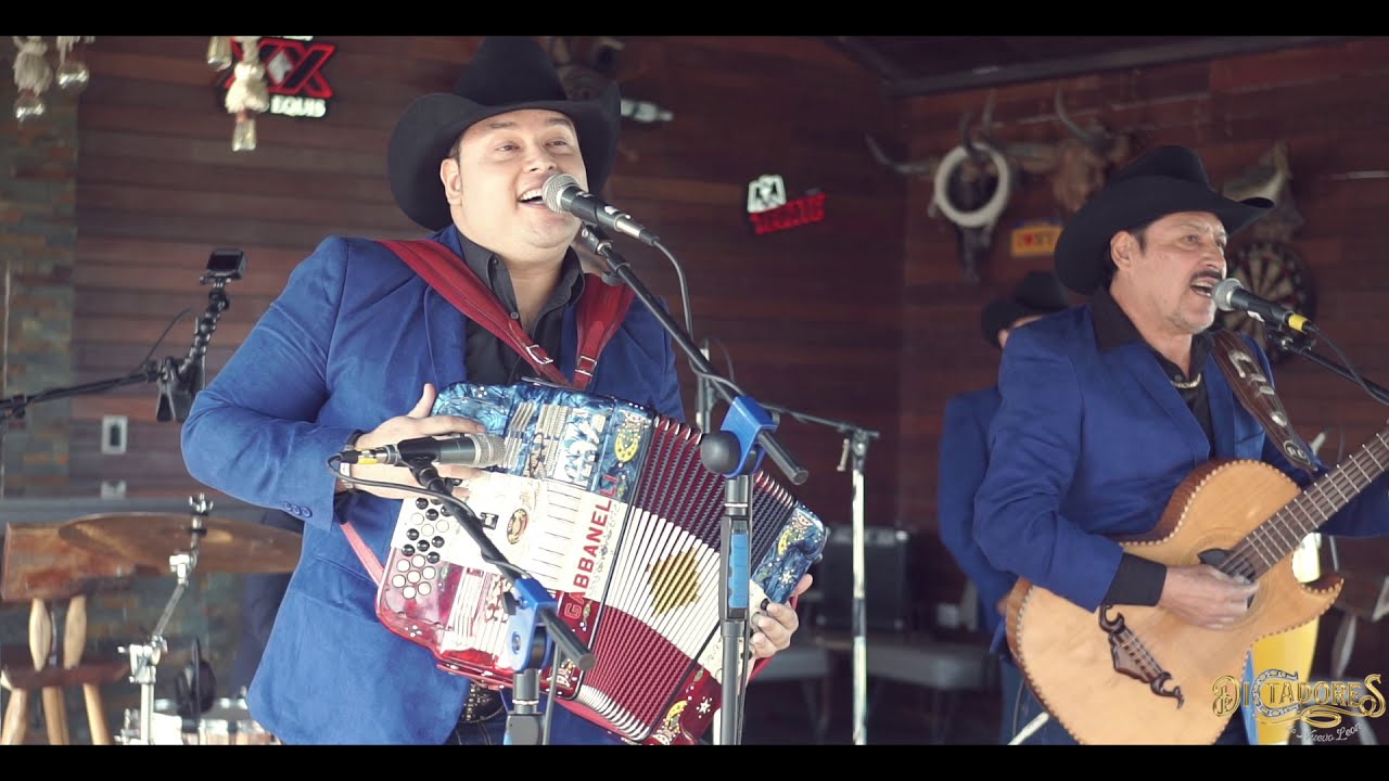 DICTADORES DE NUEVO LE&Oacute;N - EL DESOLADO (EN VIVO)