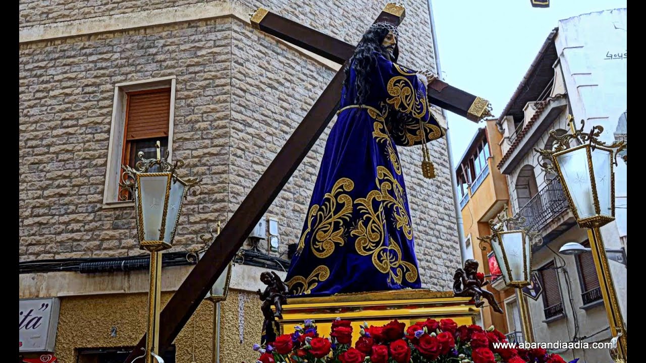 La Procesión del Vía Crucis recorrió Abarán en la mañana del Viernes Santo