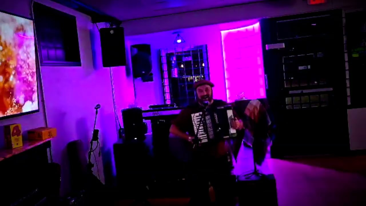 Wild Mountain Time on hulusi and accordion