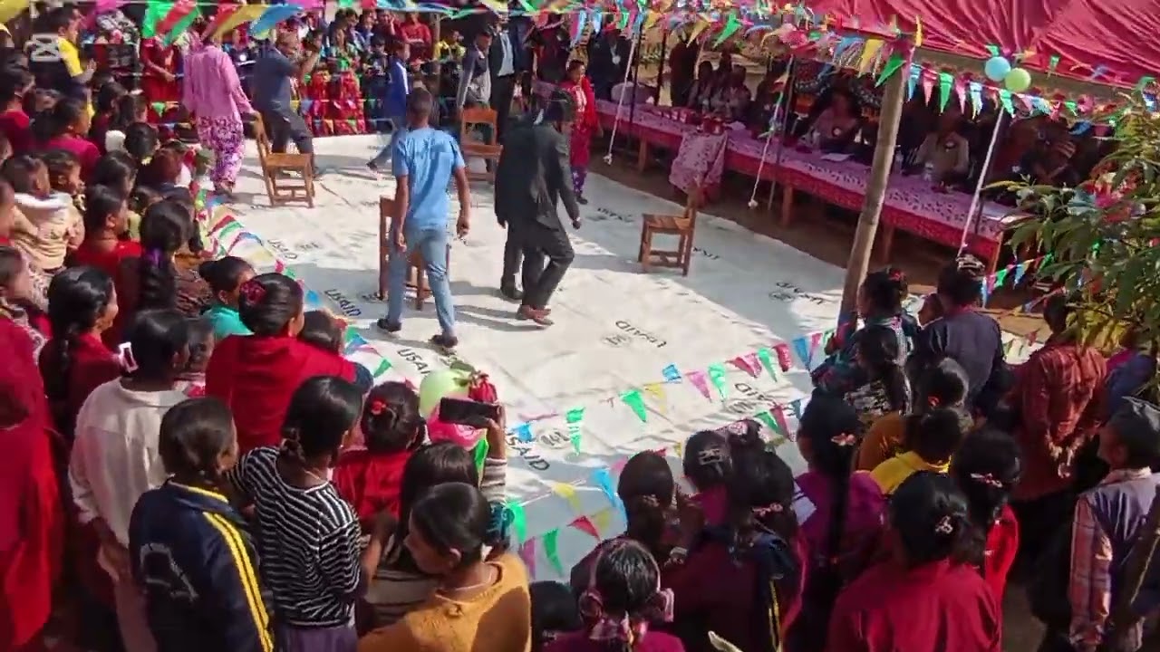 विद्यालयको ४२ औं बार्षिक उत्सव तथा २२औँ अभिभावक दिवसको अवसरमा आयोजित म्युजिकल चियर कार्यक्रम