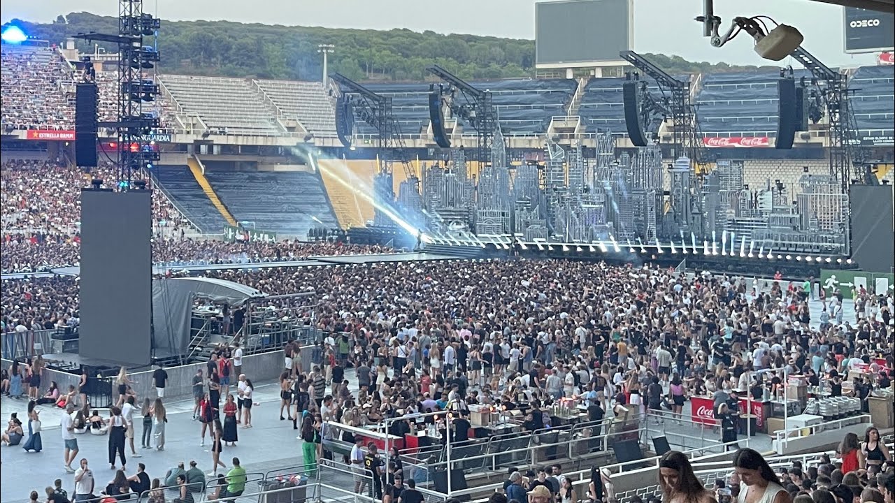 THE WEEKND - Intro Take My Breath Live After Hours Til Dawn Tour Barcelona 20.07.23