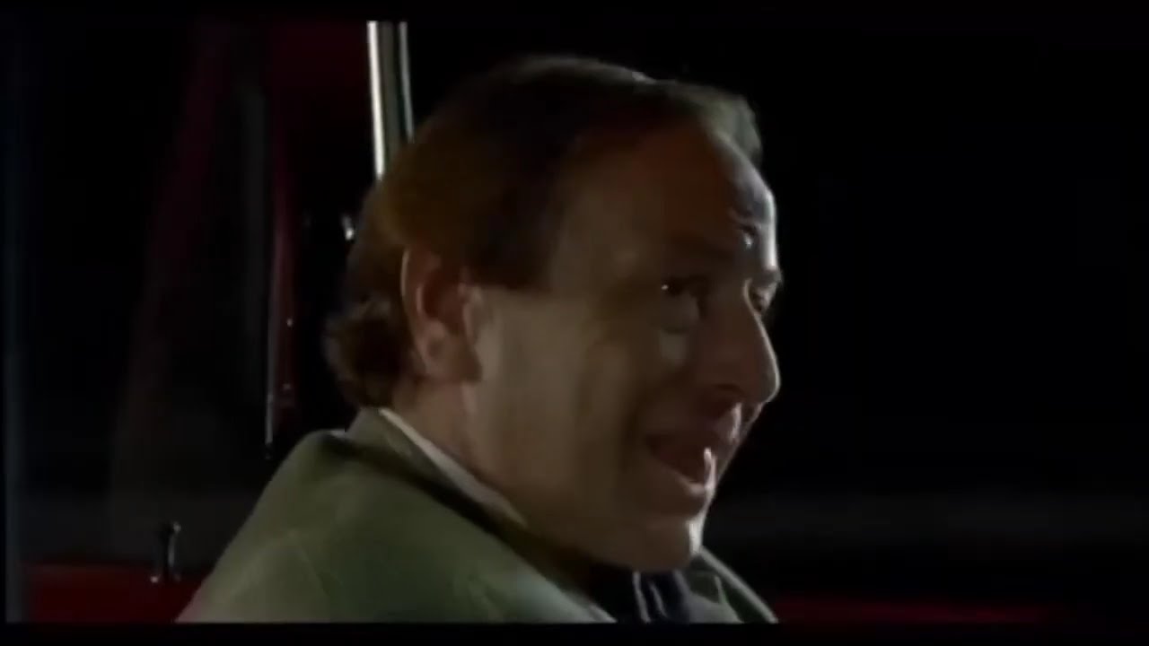 Pad u raj amerikanac uzima taxi (American pilot gets a cab in serbia)
