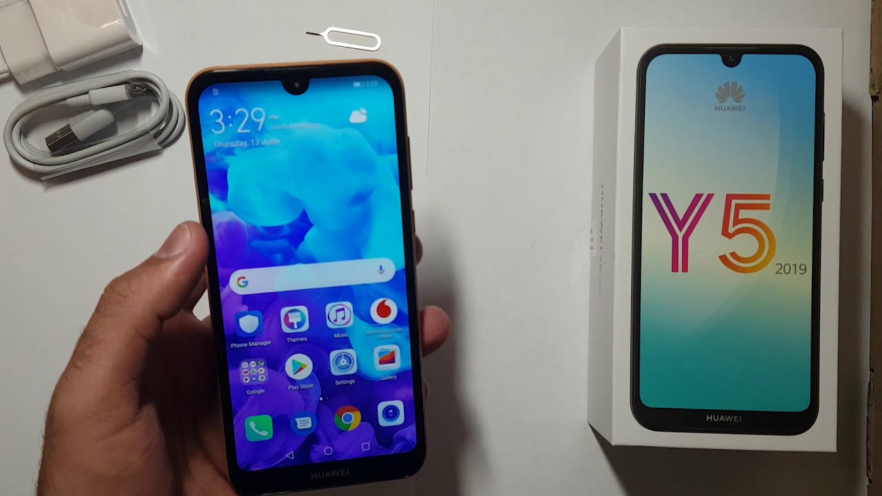 Huawei Y5 2019 unboxing and brief overview (English)