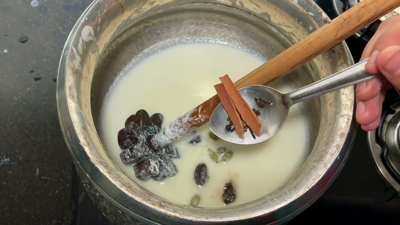 Kashmiri Chicken Yakhni | Fozia Rasool