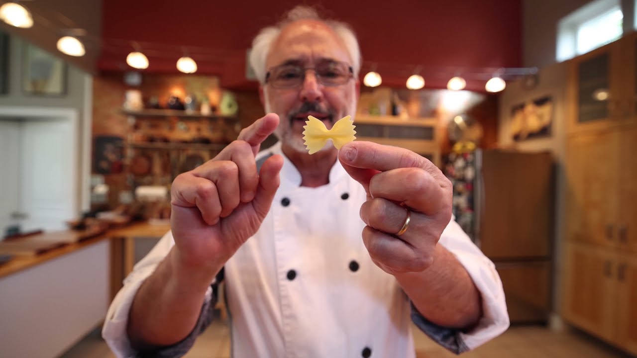 Farfalle al Salmone e Piselli