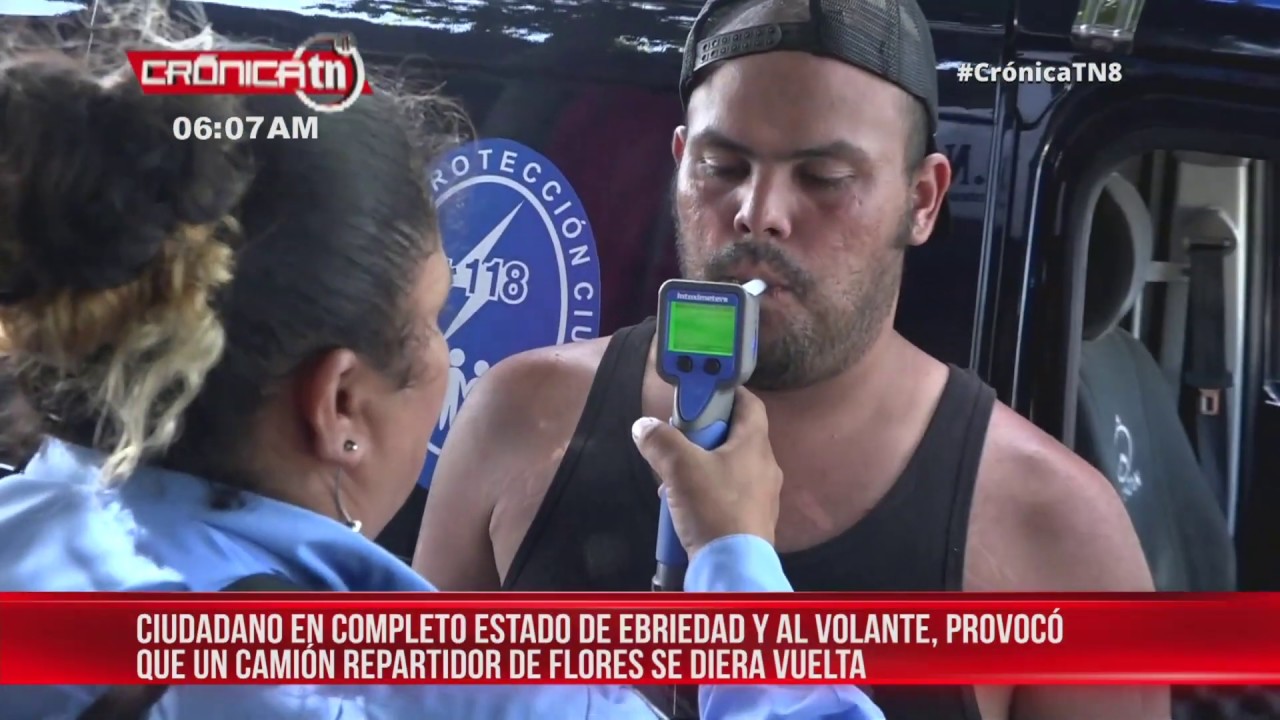 Nicaragua: Conductor ebrio provoca accidente en los semáforos de El Riguero