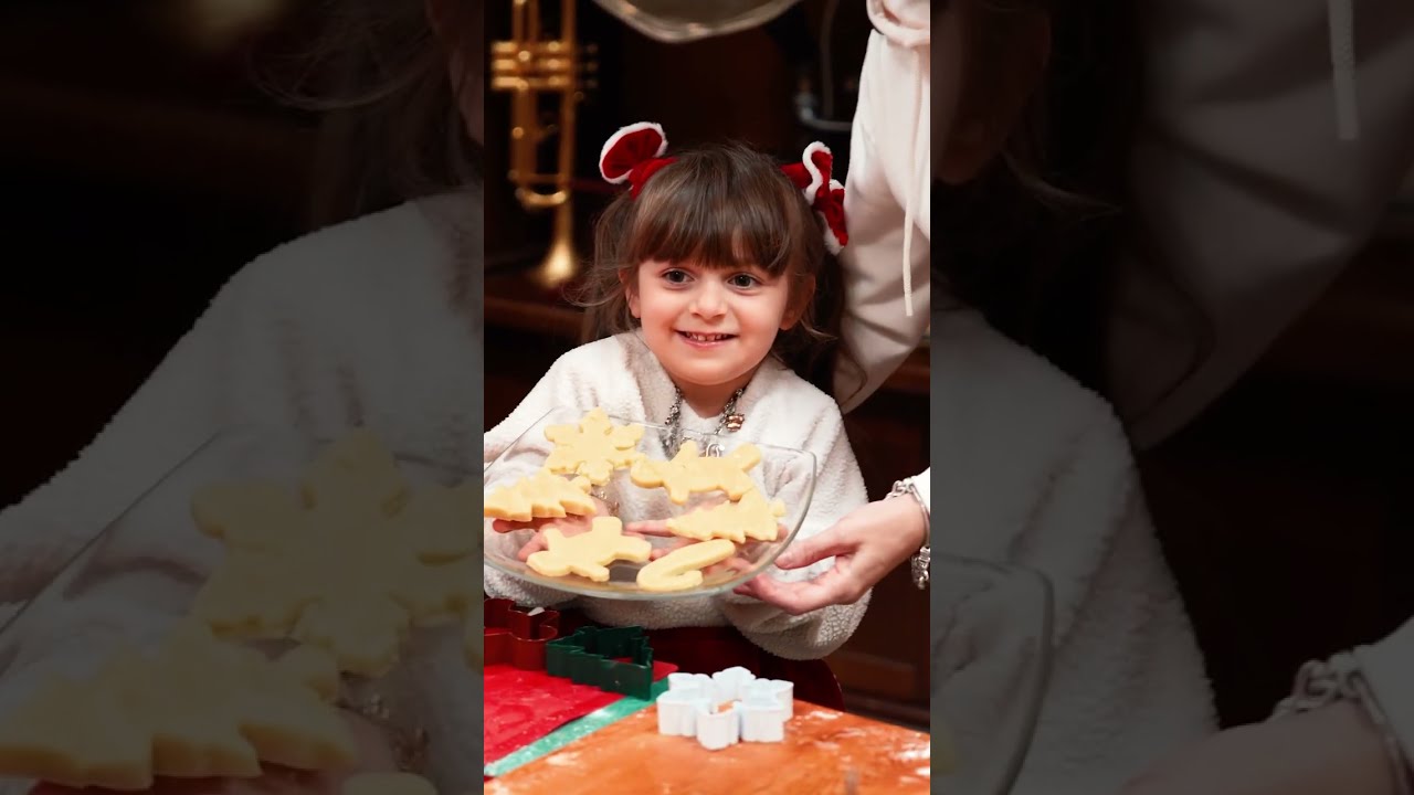 BISCOTTI AL BURRO NATALIZI a RADIO PUGLIA per augurarvi DOLCI FESTIVITà