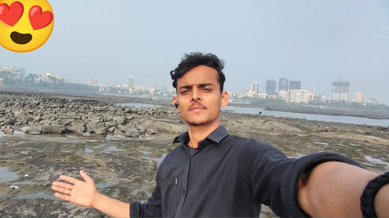 Mumbai Me Samundar ke Bich Aisa Nazara Kabhi Nahi Dekha Hoga 😇🌊 