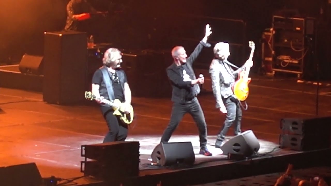 Thunder - Dirty Love - Live - Leeds Arena 2022
