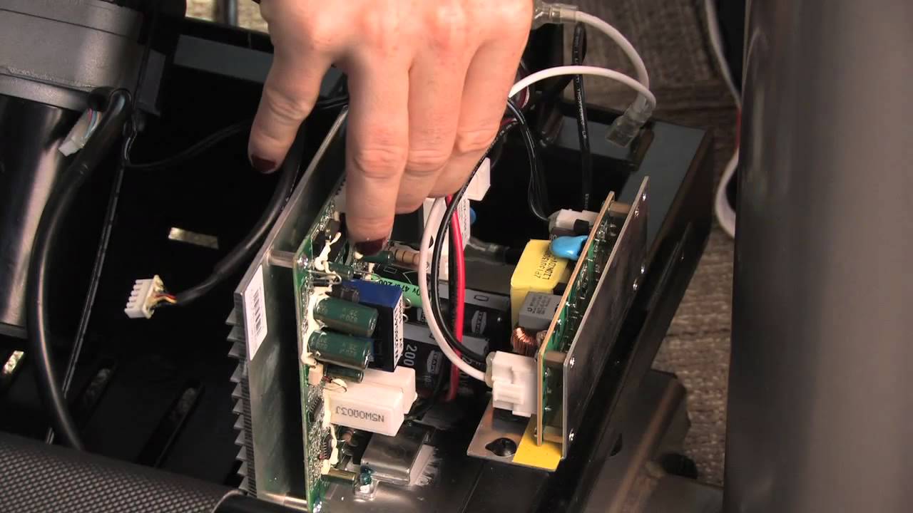 Tapis Roulant Remplacement d'une carte électronique