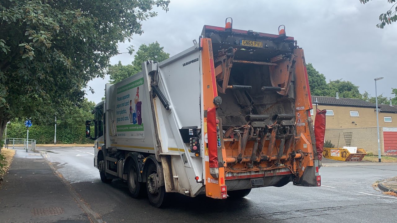 Mercedes Econic Bin Lorry on General Waste, PVU